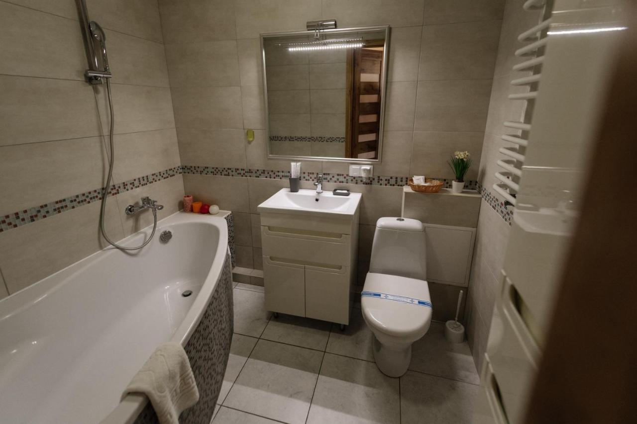 Тиха Та Комфортна Квартира Ternópil Exterior foto
