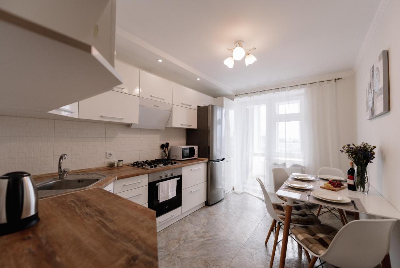 Тиха Та Комфортна Квартира Ternópil Exterior foto